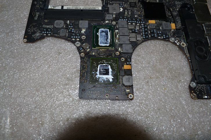 Прогретая видеокарта MacBook Pro A1286